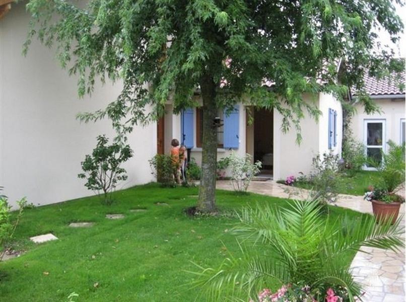 Logis Hotel La Grange Du Relais Colombey-les-deux-Églises Exteriör bild